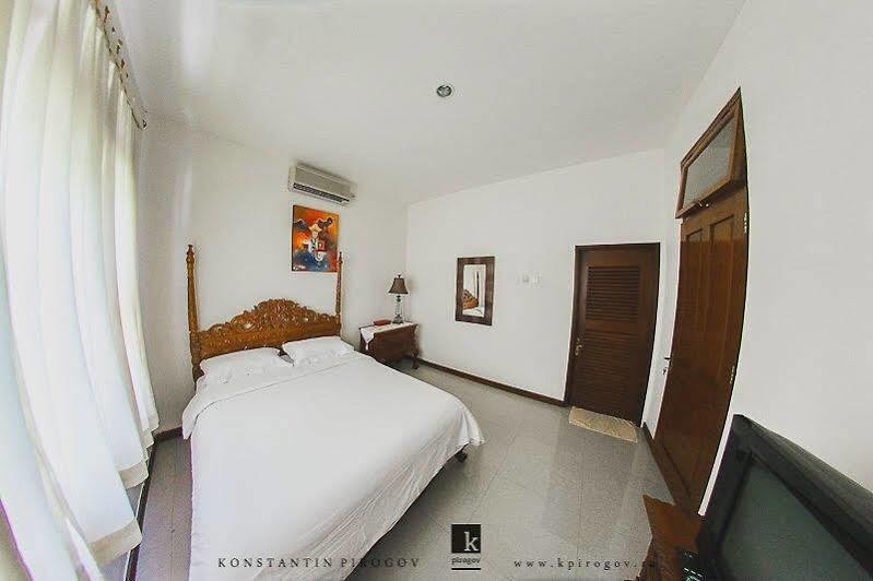 9 Bedroom Gerhana Villa Kuta Lombok Zewnętrze zdjęcie